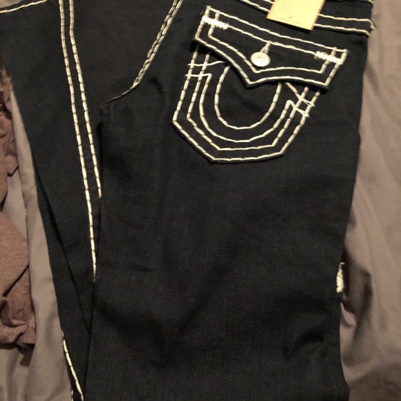 COPY - NWT TRUE RELIGION BRAND SUPER BIG T RARE wide low - Picture 3 of 11